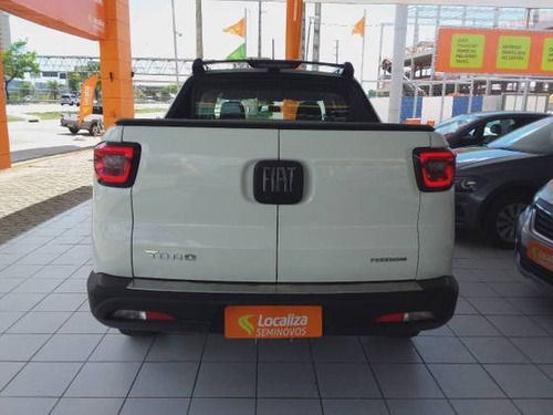 Imagem 2 de 9 de Fiat Toro 1.8 16v Evo Flex Freedom At6