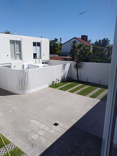 Imagen 7 de 14 de Duplex En Condominio Venta Ituzaingo Norte Ref 1117