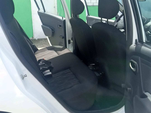 Imagem 13 de 14 de Renault Sandero Expression 1.0 16v Hiflex