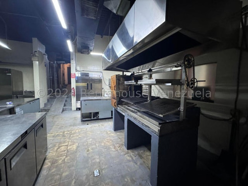 Local Comercial En Alquiler, El Hatillo, Caracas, Mls 24-28402