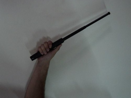 Imagen 2 de 3 de Vara Retractil O De Expansion Para Defensa Personal