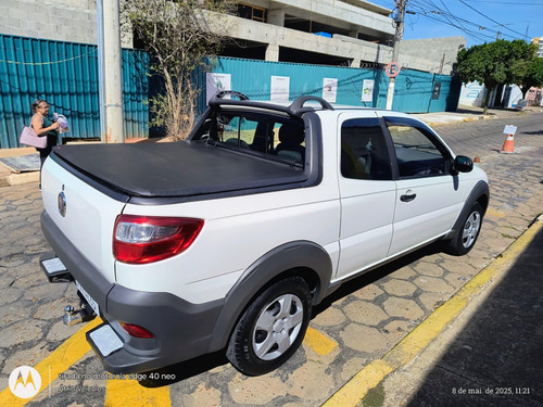 Fiat Strada 1.4 Hard Working Cab. Dupla Flex 3p