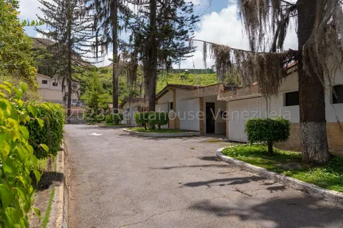En Venta Emblématico De Gran Recorrido Hotel De 28,783 Mt2 En Terreno , Una Oportunidad Imperdible De Inversión, Extraordinarias Bondades - Panamericana // Luis Gomez // Mls #25-13278
