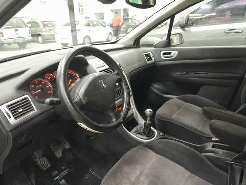 Imagen 9 de 10 de Peugeot 307 2007 2.0 Hdi Xt Premium 110cv Rp