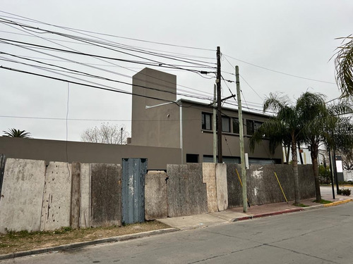 Imagen 20 de 23 de Alquiler De Local Comercial En San Fernando Frente A Aeropuerto