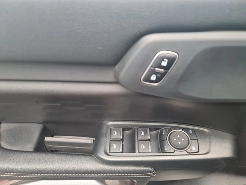 Ford Ranger XLT 4x2 2.0L AT