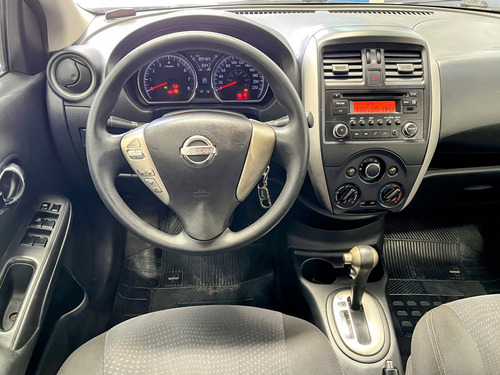 Nissan Versa 1.6 16V FLEXSTART SV 4P XTRONIC