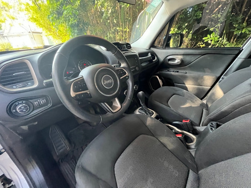 Imagen 6 de 20 de Jeep Renegade 1.8 Automatica Sport Plus Año 2018 Gris Plata