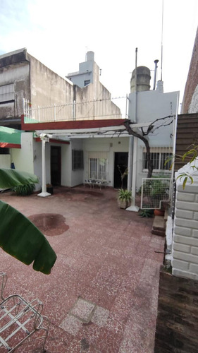 Casa Con Local En Venta
