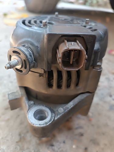 Alternador De Toyota Hilux Motor 2.7 2tr