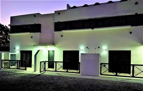Imagen 14 de 16 de Venta Depto 2 Amb Duplex Cochera Y Parrilla - Paso Del Rey