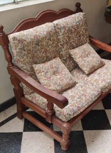 Sillon Algarrobo 2 Cuerpos Con Almohadones (Usado)