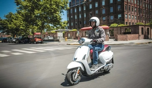 Imagen 13 de 15 de Kymco Like New 150 I Abs Cycles Motos