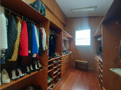 Se Vende Casa 550m2 La Lagunita Country Club 8699