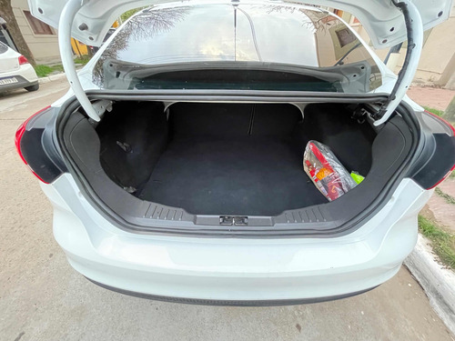 Ford Focus III 1.6 Sedan S