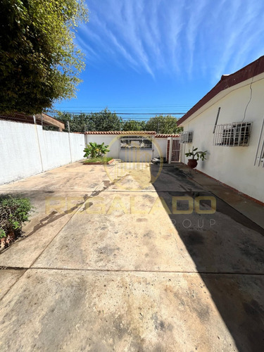 Cv-1537 Zona Oeste Casa Urbanización Cumbres De Maracaibo