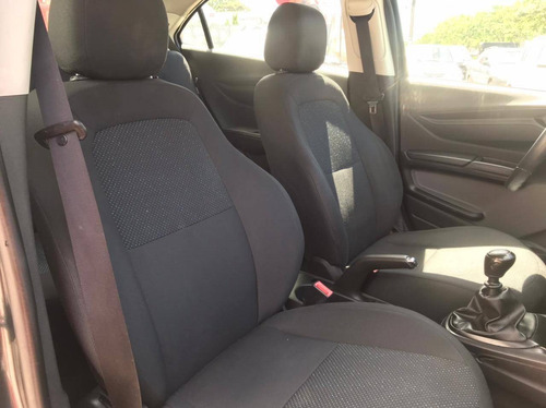 Imagem 11 de 15 de Chevrolet Onix 1.0 Mpfi Joy 8v Flex 4p Manual
