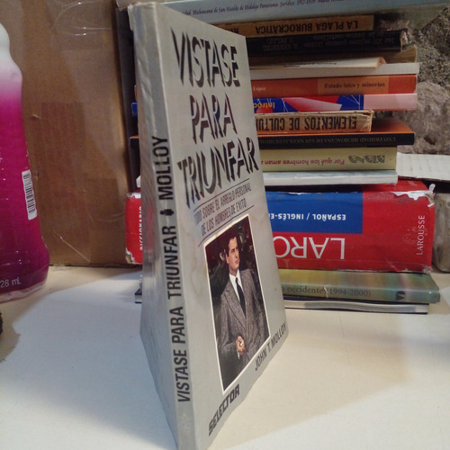 Vistase Para Triunfar - John T. Molloy (Usado)