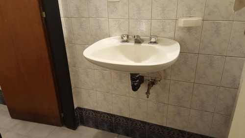 Imagen 8 de 10 de Depósito En Venta Olivos