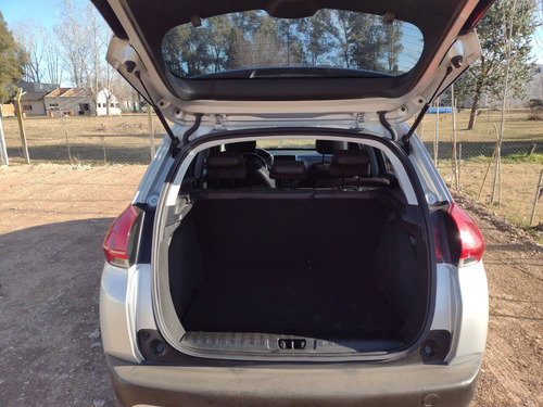 Imagen 8 de 8 de Peugeot 2008 2016 1.6 Thp Sport