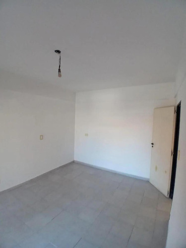 Ph En Venta - 2 Dormitorios 1 Baño - 75mts2 - Lanús Oeste