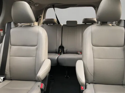 Toyota Sienna 3.5 Limited At