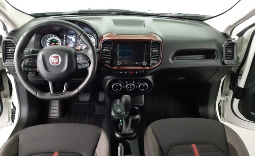 Imagem 9 de 12 de Fiat Toro Freedom 1.8 At6 4x2 (flex)
