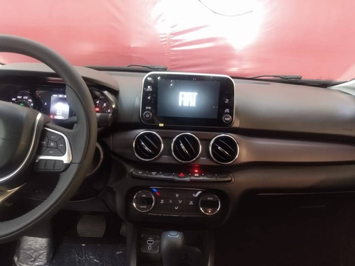 Imagem 2 de 14 de Fiat Cronos 1.8 E.torq Flex Precision At6