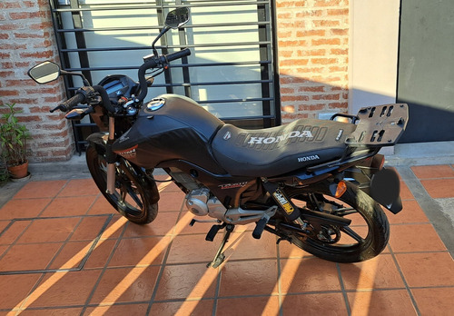 Imagen 4 de 9 de Honda New Titan 150
