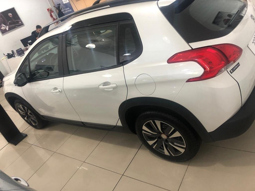 Peugeot 2008 Feline Am 20 (m)