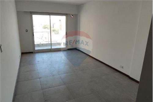 Imagen 2 de 12 de Departamento 1 Dormi C/balcón Mendoza 2800.