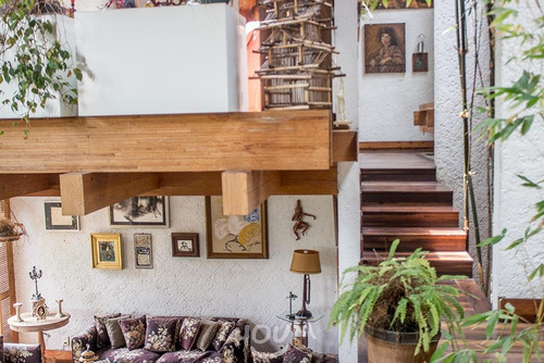 Casa En Bosques De Las Lomas, Miguel Hidalgo Con 3 Habitaciones