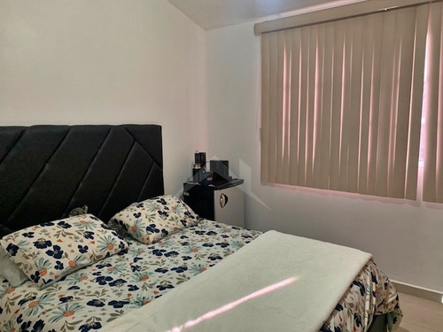 Imagen 2 de 5 de En Venta Town House Isla Del Sol, Lecheria