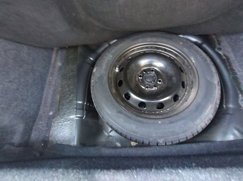 Fiat Punto 1.6 16v Essence Flex 5p
