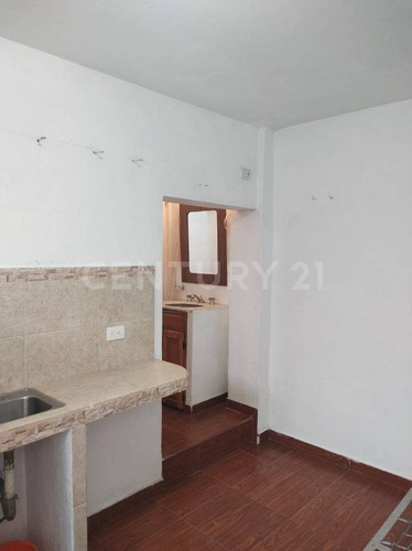 Imagen 17 de 18 de Casa En Condo. En Venta Con Excelente Metraje De Terreno, No Comparte Muros.