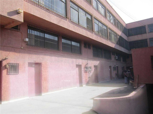 Excelente Local Comercial San Pablo Con Montacarga