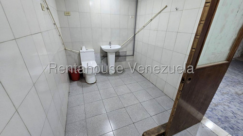 Galpón En Venta Urb. Catia, Caracas. 25-24198 Yf