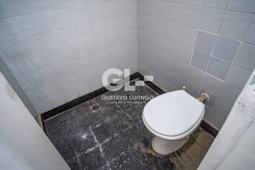 Imagen 20 de 30 de Oficina 113 M2, 2 Baños, 2 Patios, Kitchenette.