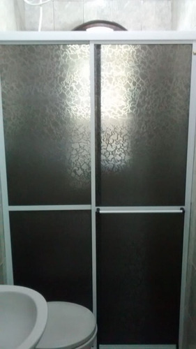 Imagem 8 de 10 de Box Em Acrílico Fumê Ou Cristal ( Frontal Ou De Canto )