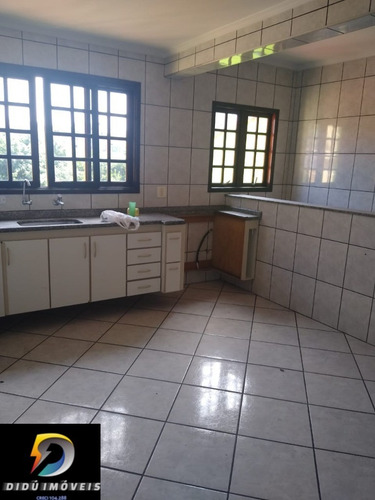 Imagem 9 de 15 de Sobrado Para Venda Com 246 M² No Jardim Las Vegas Sto André, Sendo 3 Dormitórios, 1 Suíte, 4 Vagas. - 0100958 - 69689842