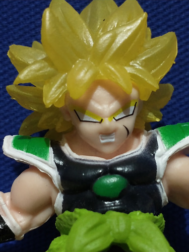 Broly Bootleg Dragon Ball Amarillo (Usado)