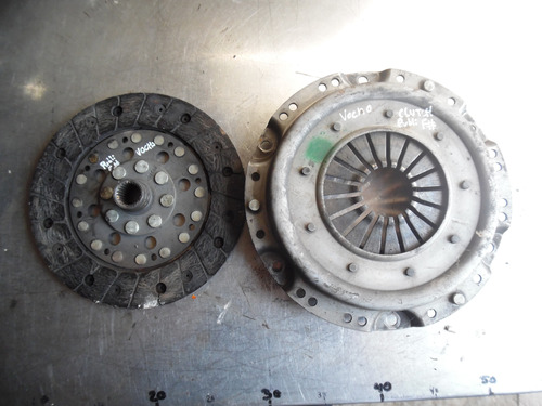 Clutch Pasta Vocho 1987     1600    Detalle     F2472