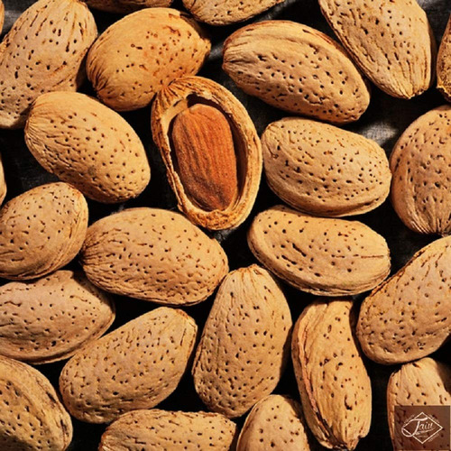 Almendras De California Crudas Naturales Con Cáscara (1 Libr