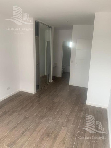 Venta - Departamento Apto Profesional Dos Ambientes, Balcón, Parrilla - Tigre, Zona Norte