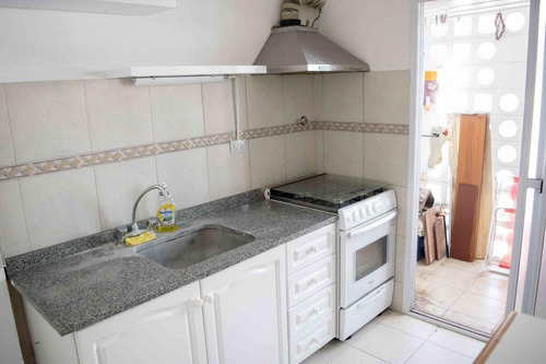Imagen 5 de 10 de Departamento - Mart.-fleming/panam.