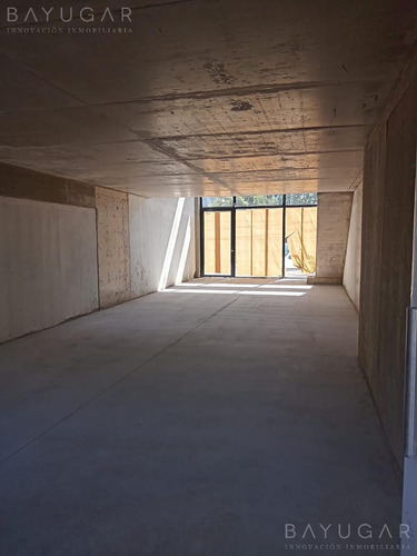 Venta / Locales Comerciales Sobre Panamericana / Bayugar Negocios Inmobiliarios