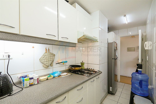 Departamento En Venta De 1 Dorm. En Las Condes