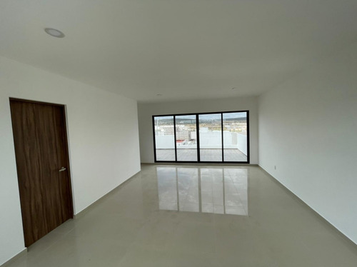 Imagen 17 de 29 de Casa Con Amplio Jardín Y Roof Garden Con Opción A 4ta Recámara