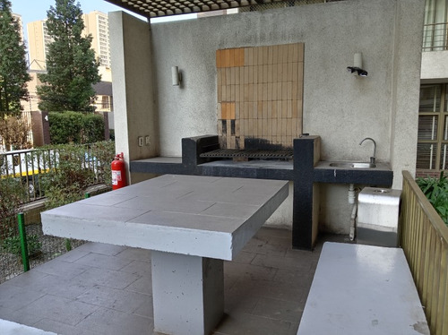 ¡arrienda En Ñuñoa: Cómodo Departamento $420.000!