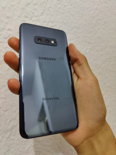 Samsung Galaxy S10e 